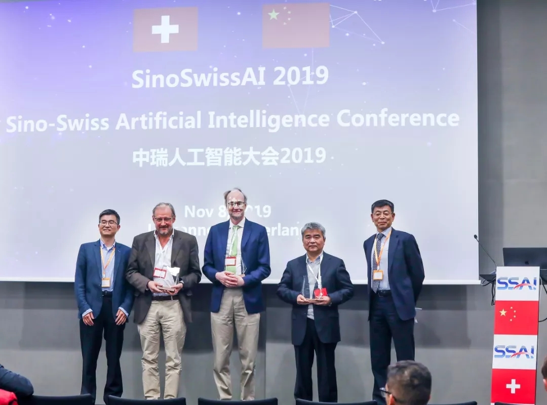 5df744e9e4760.jpg 640.webp (1).jpg